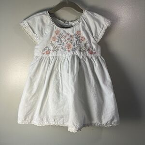Artisan NY Girls Pale Blue short sleeve Dress w pink floral embroidery, size 5T